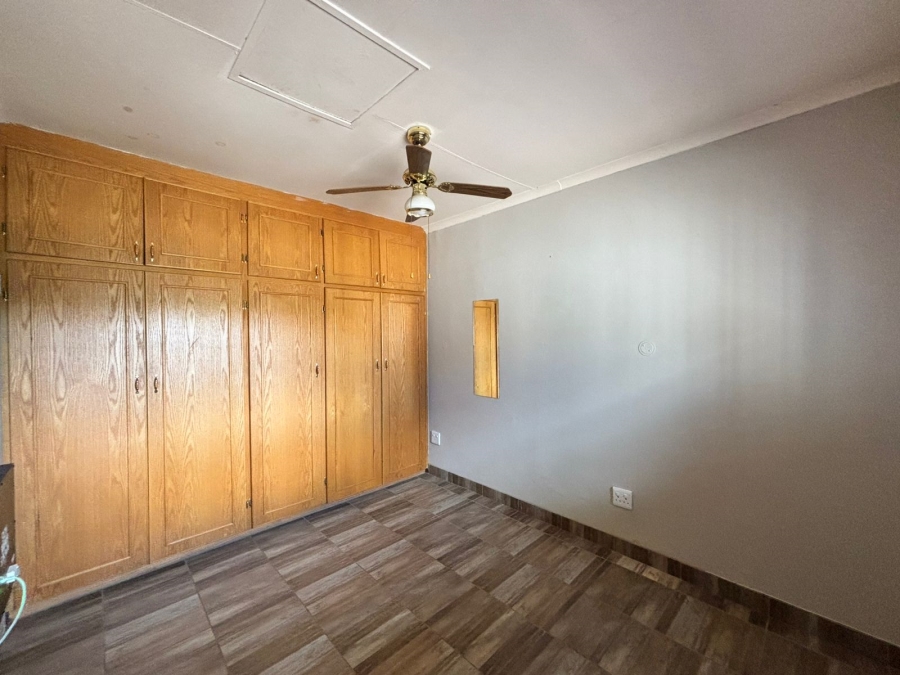 4 Bedroom Property for Sale in La Hoff North West